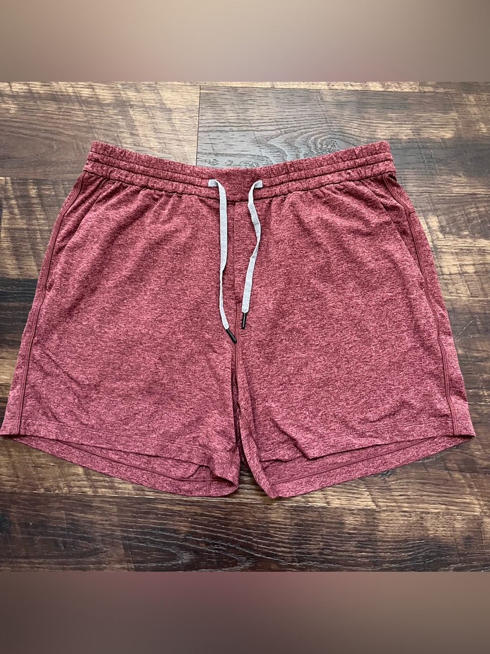Lululemon athletica M7BCVs soft jersey 5” heathered red athletic shorts XL